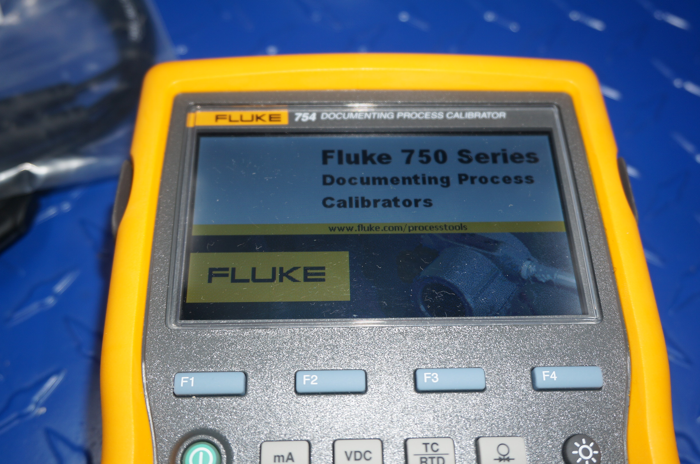 Fluke Multimeter Brand New Complete Documenting Process